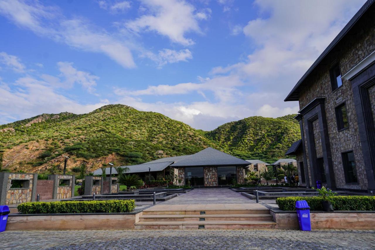 Pushkara Resort And Spa ภายนอก รูปภาพ